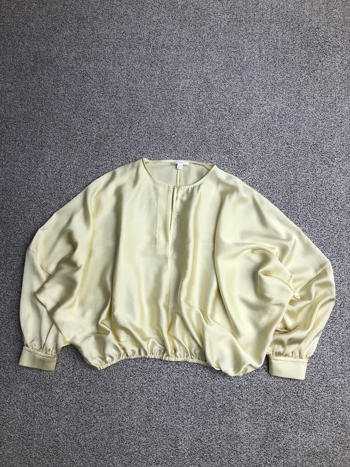 코스 드레이프 슬리브 블라우스 55-66 상품이미지3