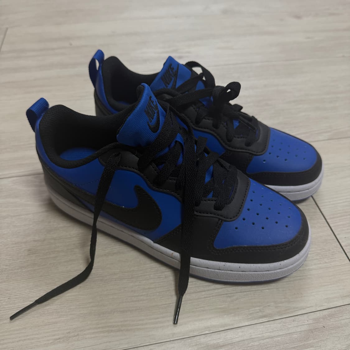 새상품) 나이키 코트버로우 로우 로얄블루/검정 상품이미지1