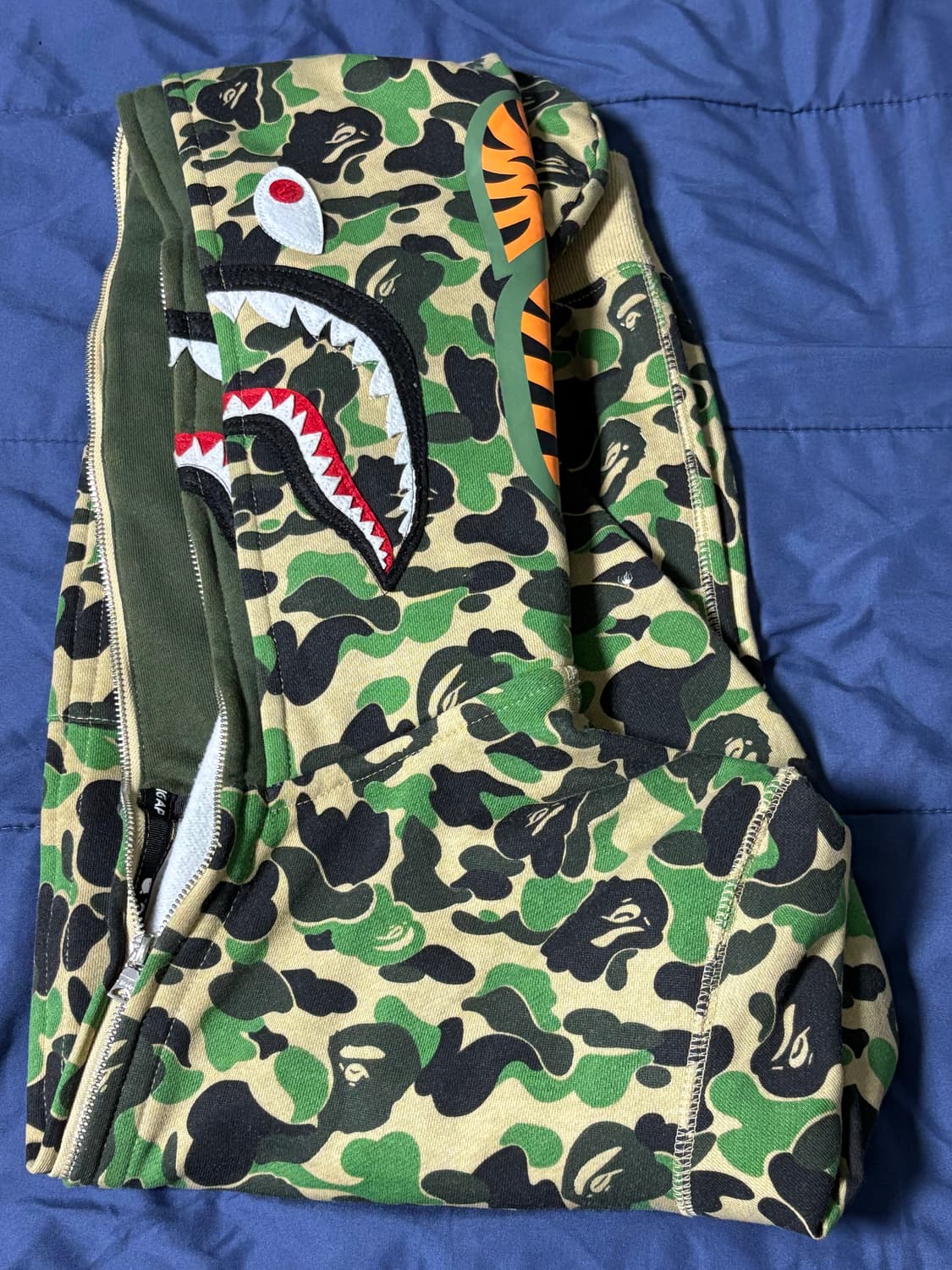 베이프 후드집업 판매합니다 상품이미지2