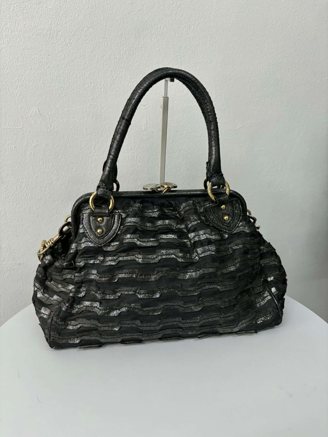 00s 마크제이콥스 빈티지 메탈릭 러플 토트백 투웨이 숄더백 상품이미지4