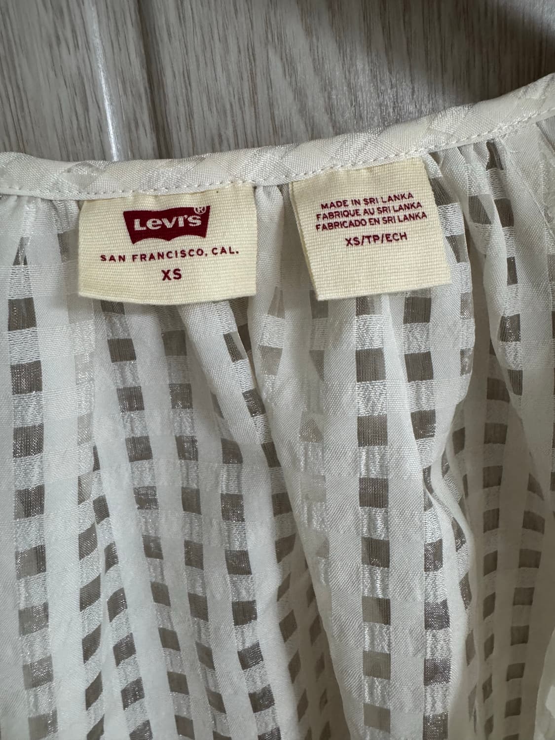 리바이스 화이트 체크 랩 블라우스 XS 상품이미지3