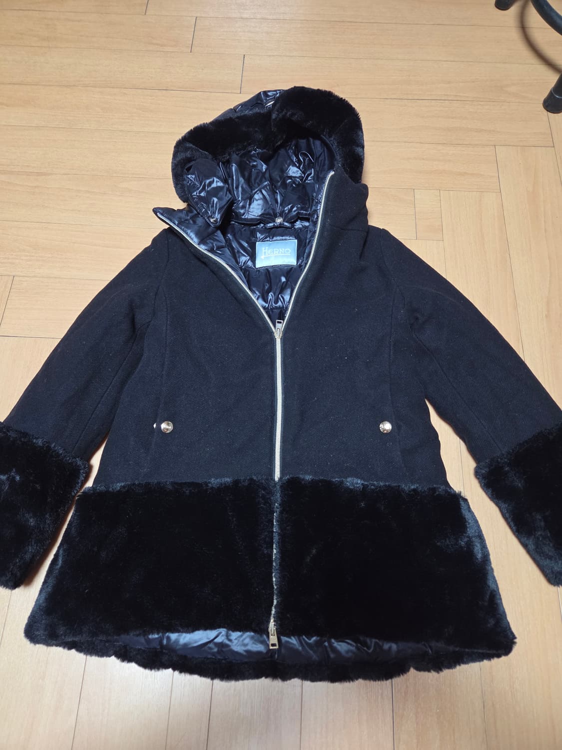 에르노 여아 네이비 퍼 코트 8A
 상품이미지1