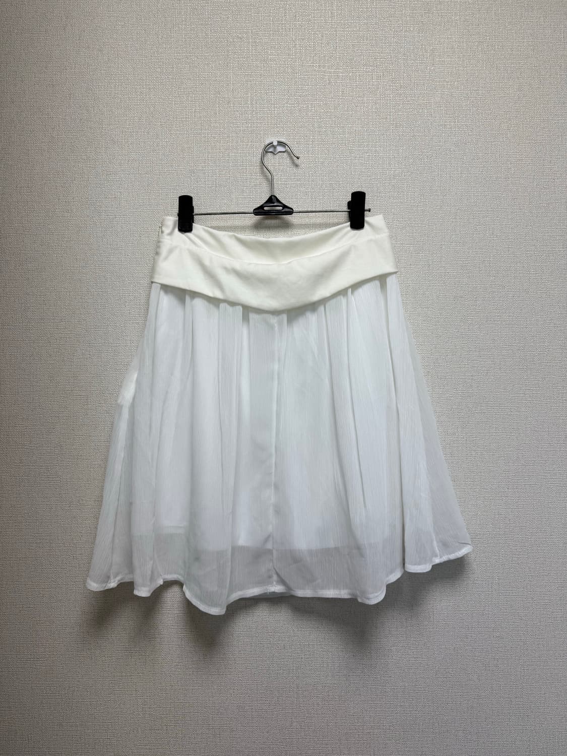 새상품 / 플랫 미디 스커트  상품이미지1