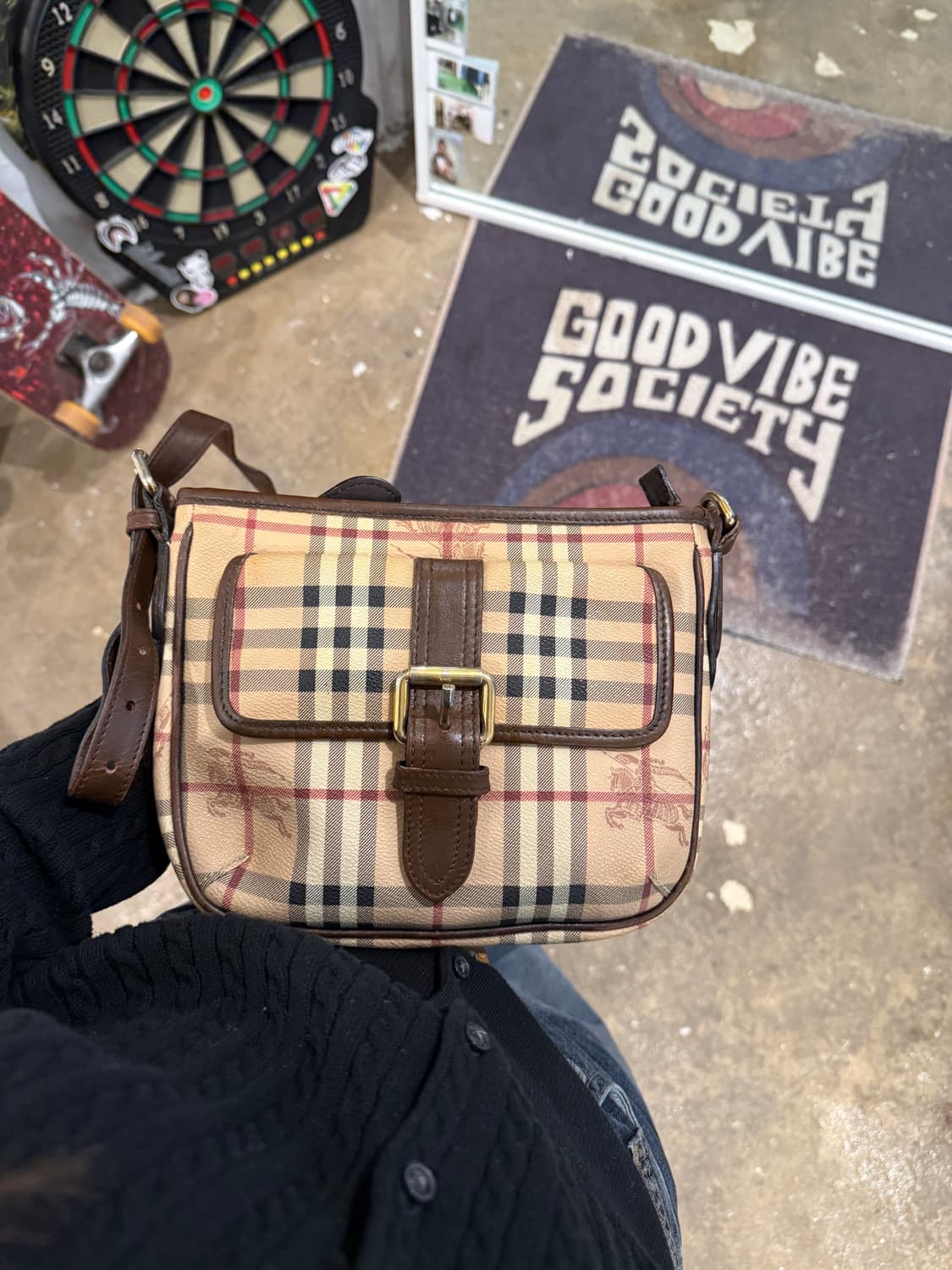 버버리 GANTON HYM, 헤이마켓 스몰 버클 크로스백 상품이미지6