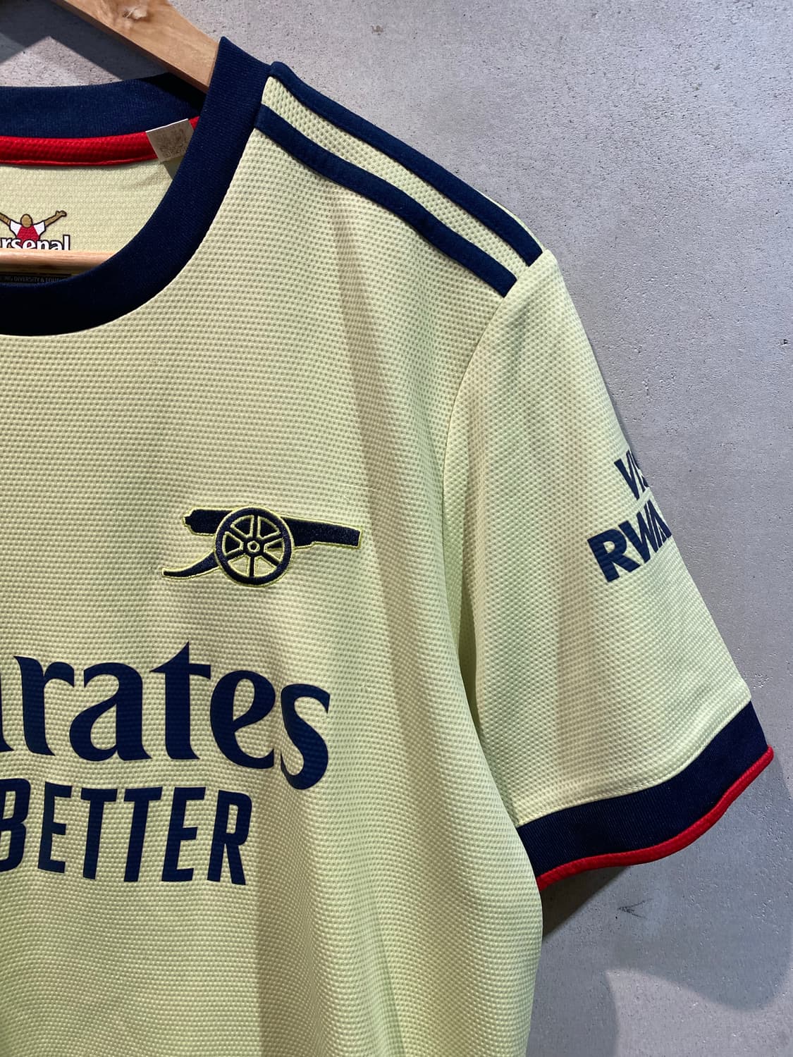 21-22 아스날 사카 어웨이 유니폼 상품이미지3