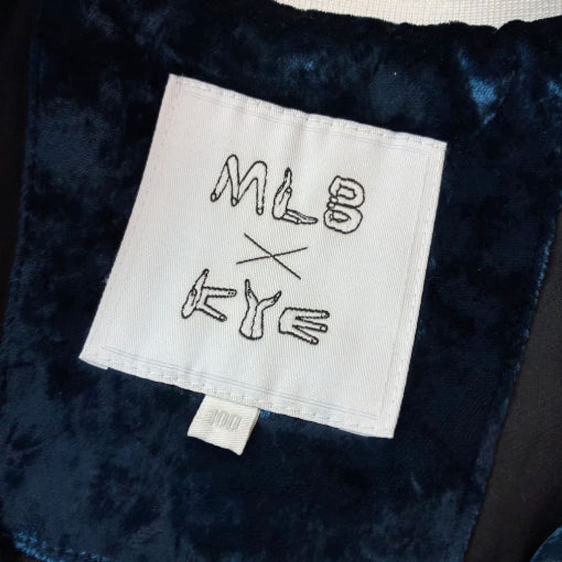 MLB x KYE 벨로아 LA다저스 벨벳 바시티 자켓 Q742 상품이미지10
