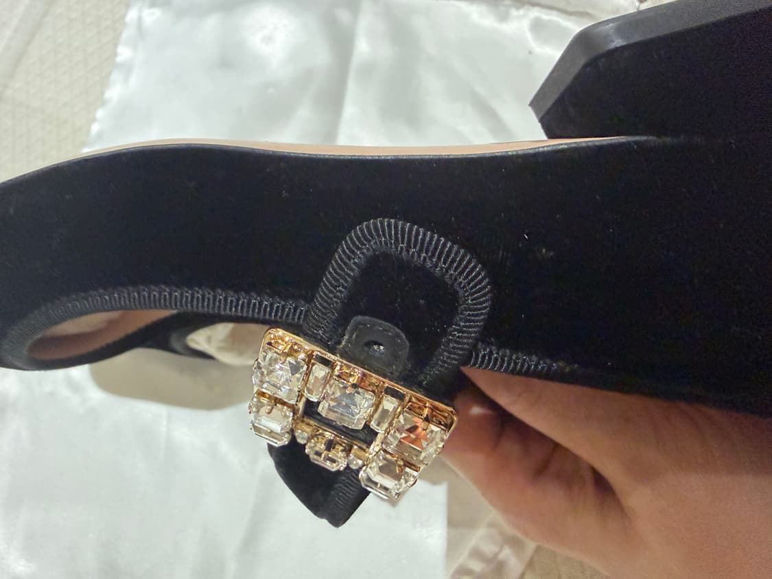 로저비비에 벨벳 메리제인 플랫 상품이미지4