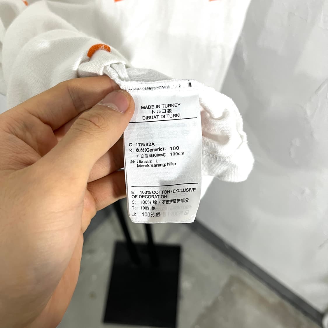 나이키 로고 패턴 티셔츠 상품이미지4