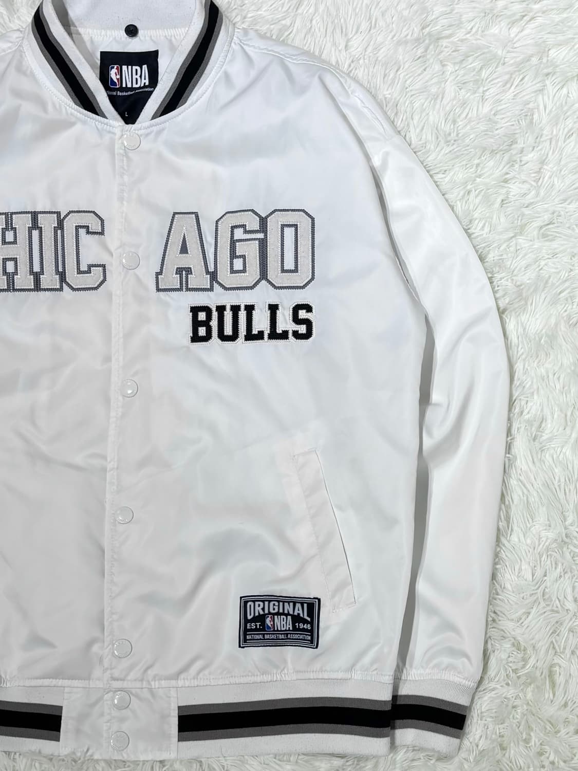 NBA 시카고불스 화이트 스타디움 자켓 상품이미지5