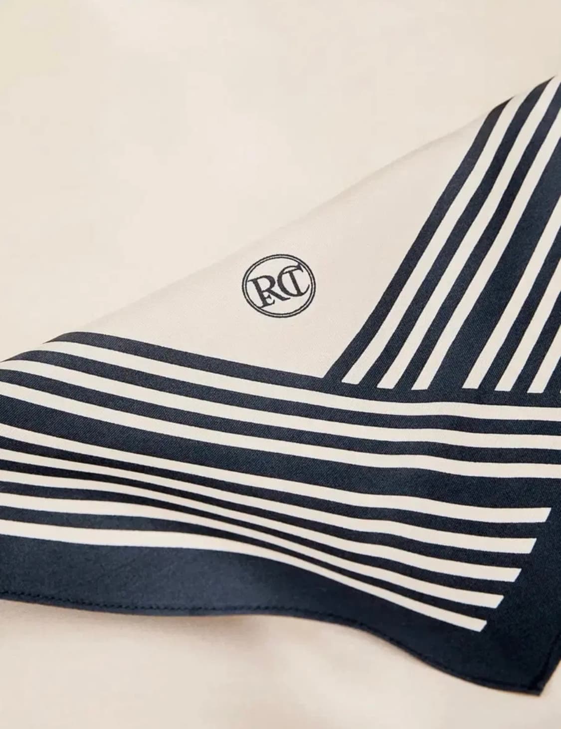 렉토 RECTO 실크 스카프 상품이미지1