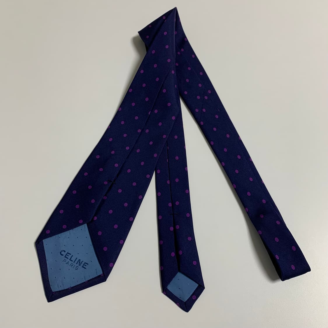 셀린느(CELINE) 명품 도트넥타이 A등급 8.5cm 상품이미지8