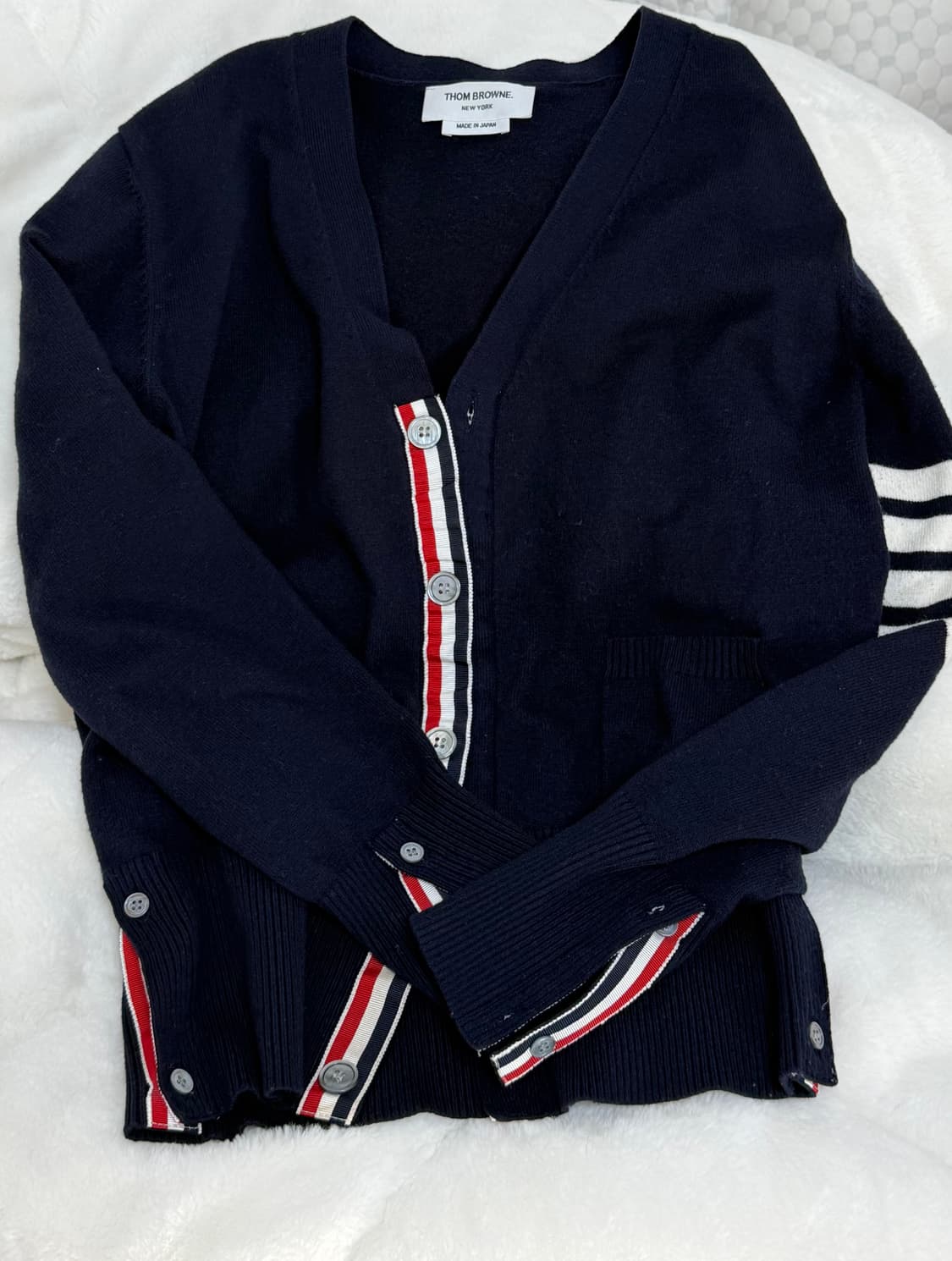 톰브라운 가디건 상품이미지1