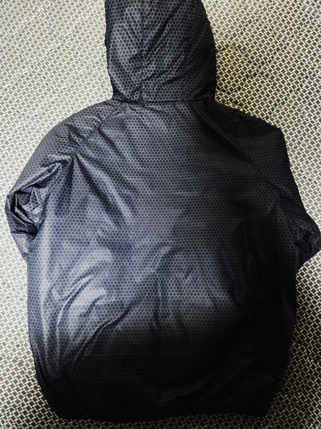 팔라스 헥사곤 퍼텍스 퀼티드 자켓 블랙 - 24SS 상품이미지5