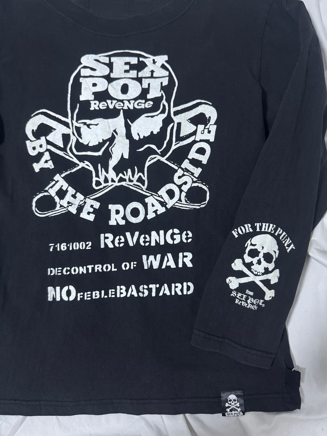 Sex pot revenge 롱슬리브 스컬 펑크 상품이미지1