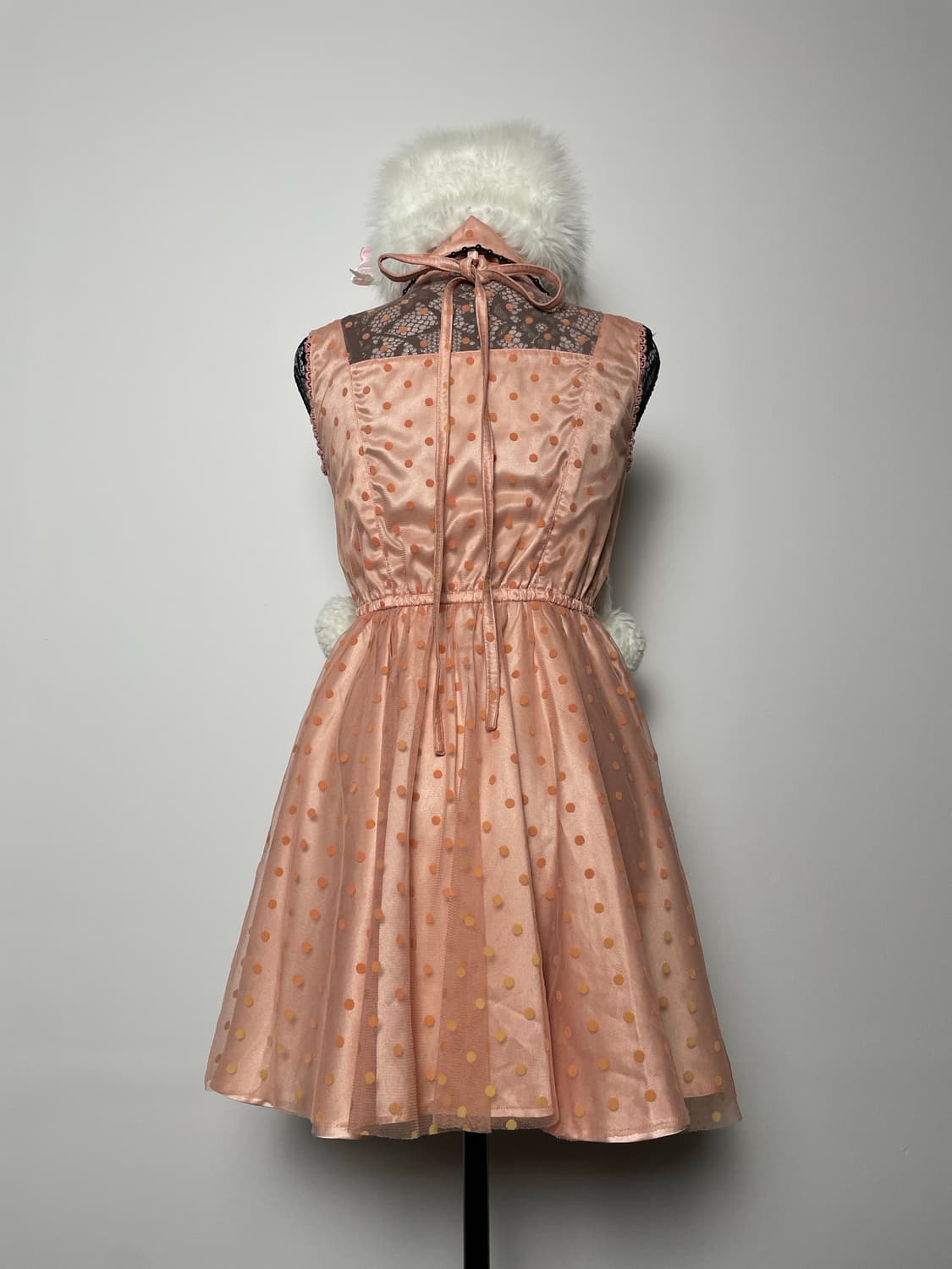 LIZ LISA 살구색 실크 도트 슬리브리스 원피스 상품이미지3