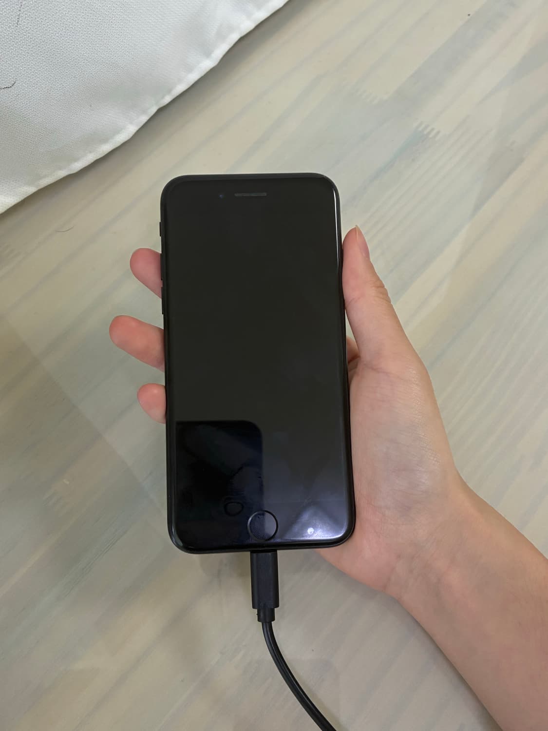 아이폰 7 블랙 32gb 89% 상품이미지2