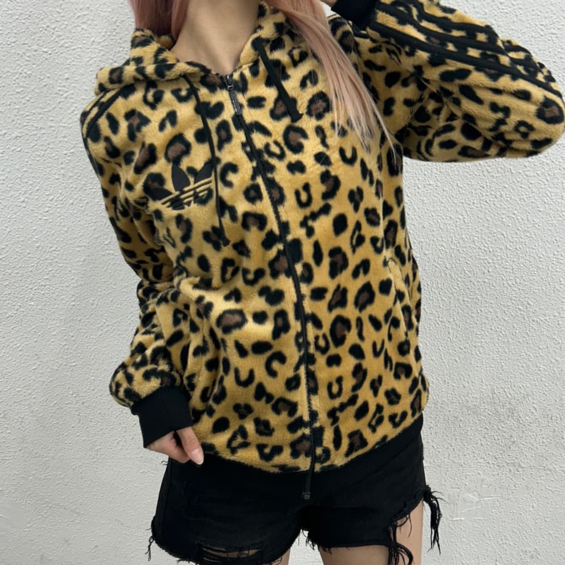 아디다스 블랙라인 레오파드 후리스 후드집업 90 상품이미지3