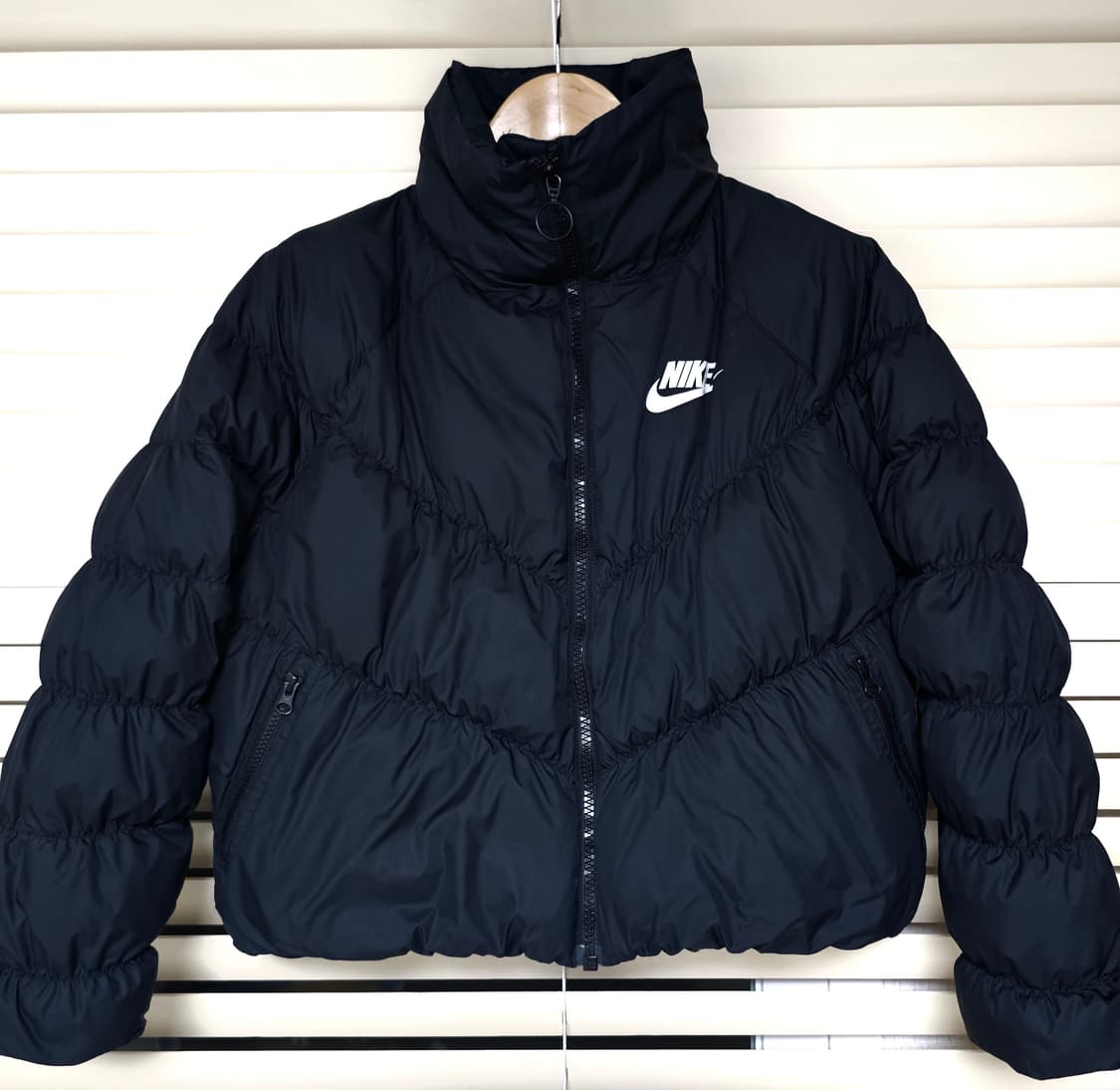나이키 블랙 여성 숏패딩 점퍼 M 상품이미지1