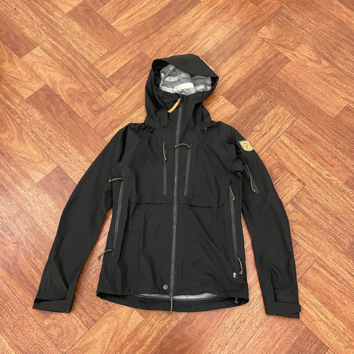 여성 피엘라벤 캡 에코 쉘 자켓  상품이미지2