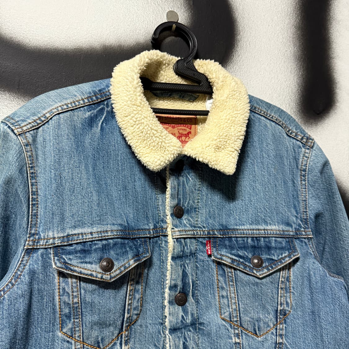 리바이스 오리지널 쉐르파 데님 트러커 자켓 상품이미지3