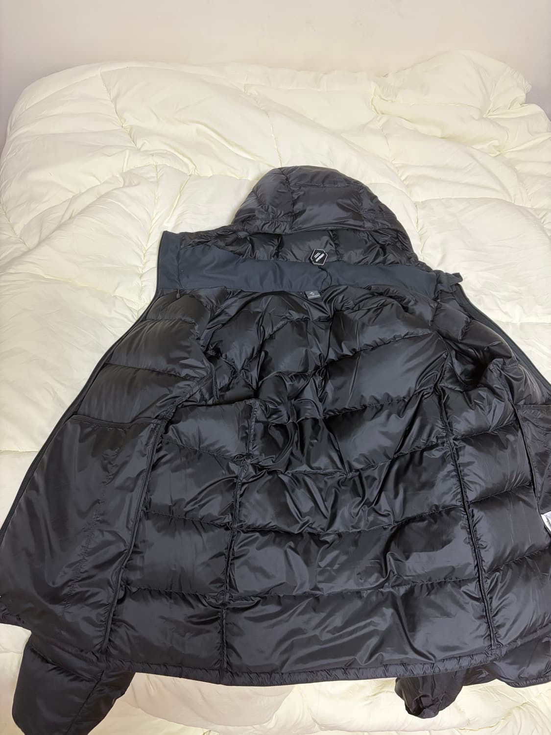몽벨 라이트 알파인 다운 파카 블랙 M 상품이미지8