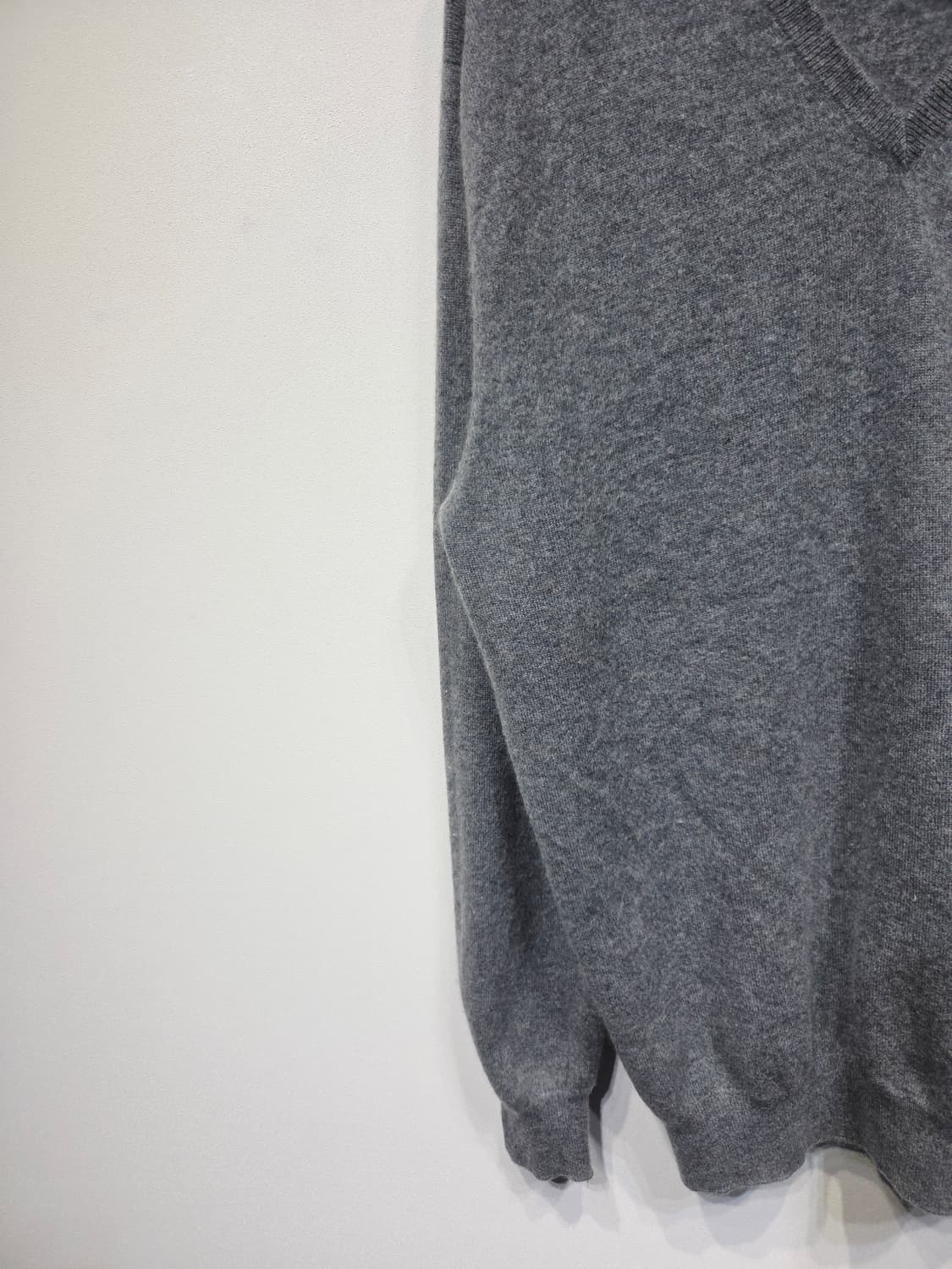 GOBI 고비 몽골리안 100% 캐시미어 브이넥 니트 상품이미지4