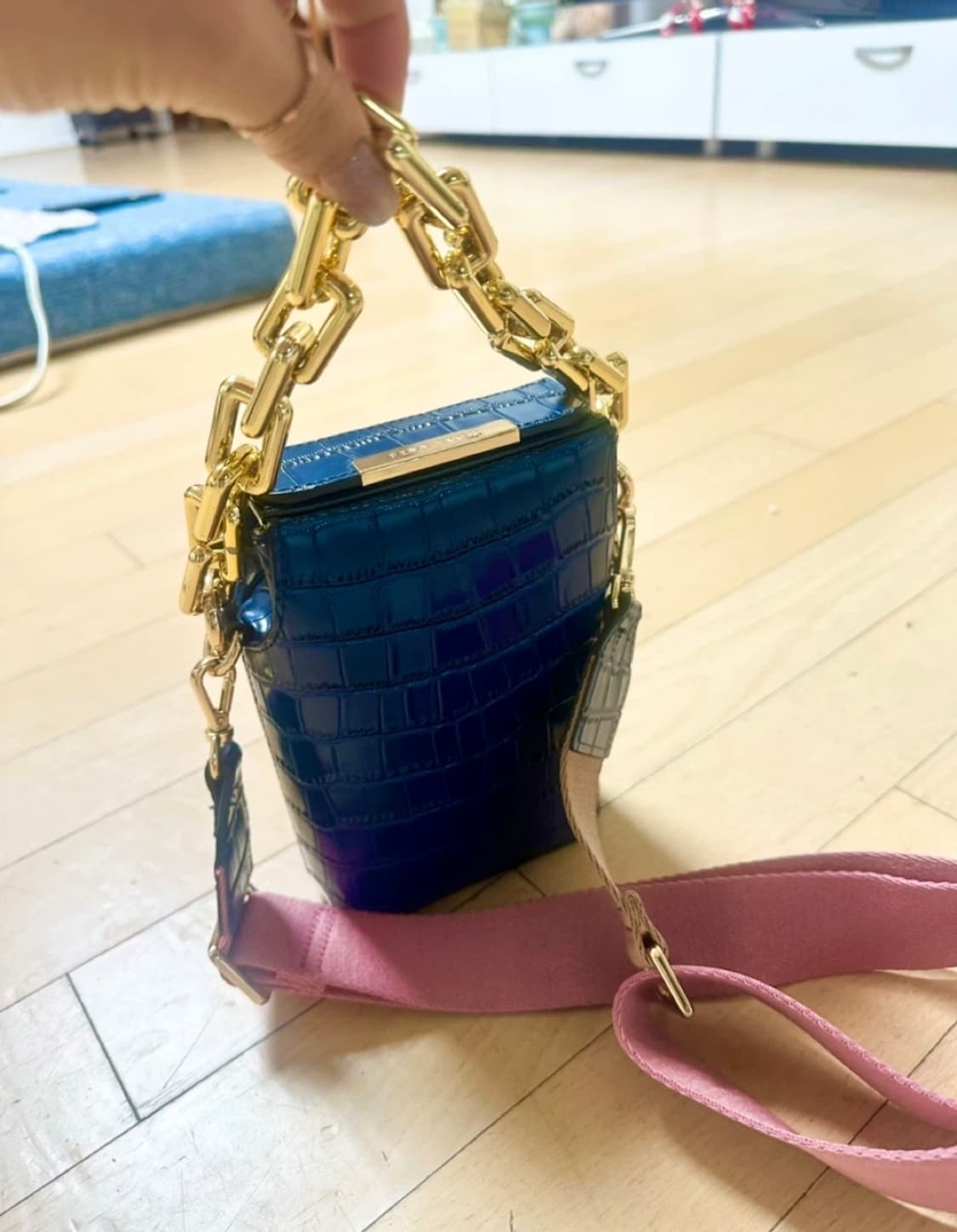  핀에스커 레이디백 상품이미지2