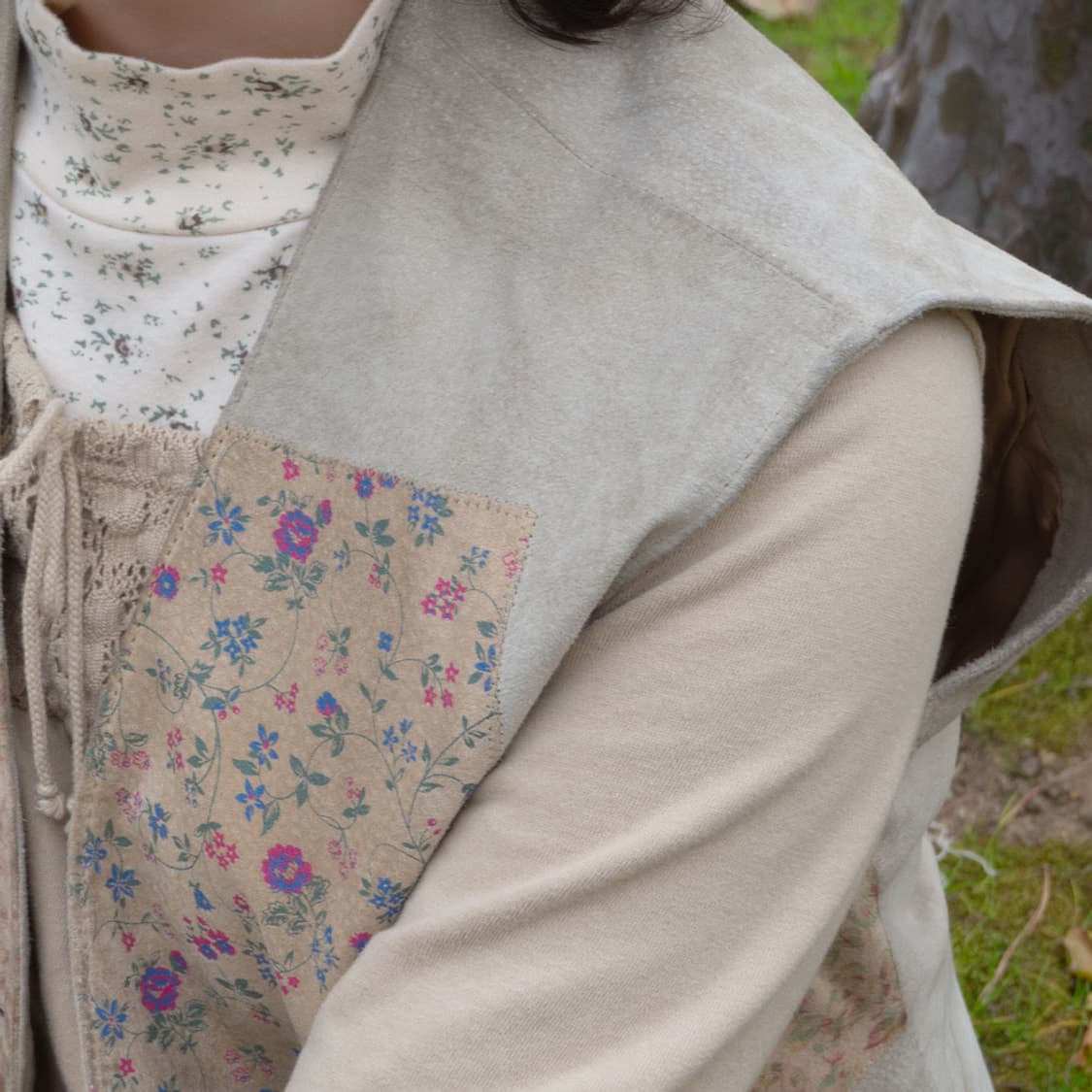 패치워크 스웨이드 베스트 상품이미지10