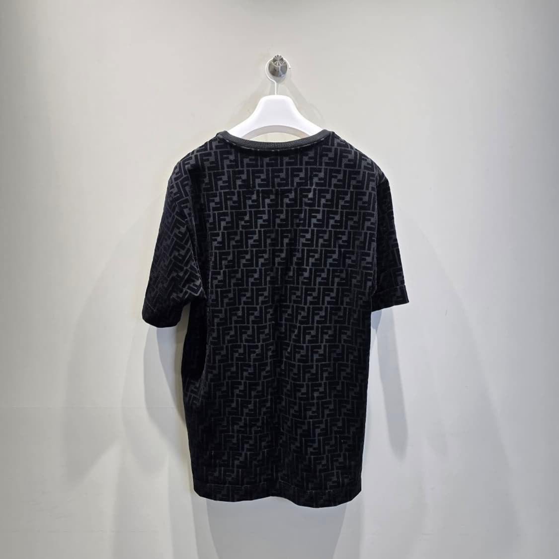 [중고/정품] 펜디 FF 모티프 반팔 티셔츠 블랙 M 상품이미지2
