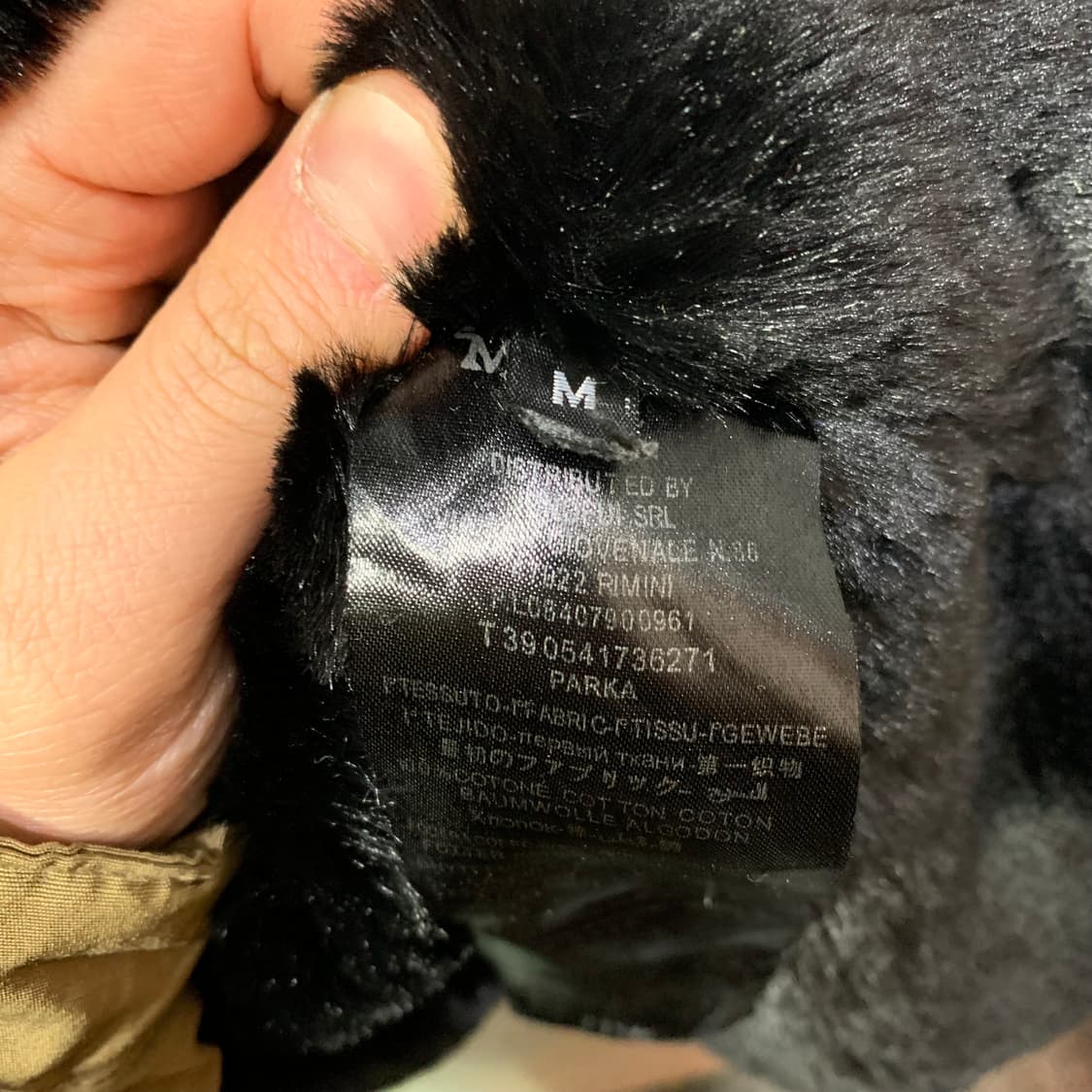 미스터앤미세스퍼 블랙 블랙폭스퍼 풀바디 야상 상품이미지8