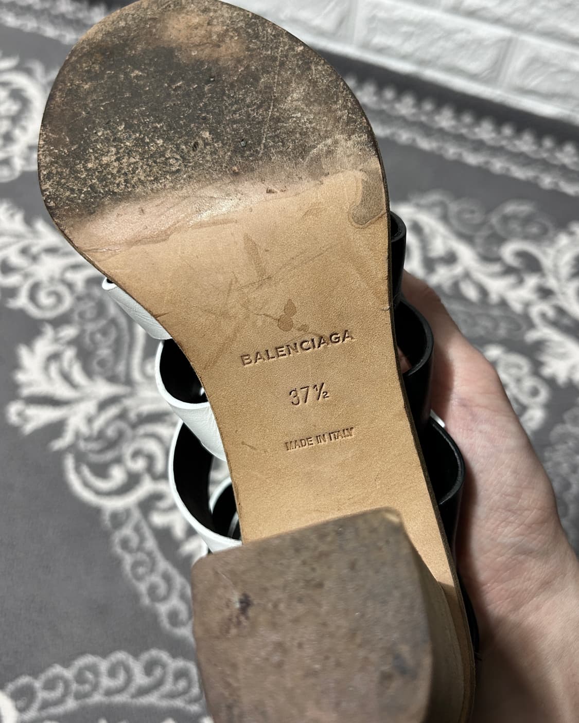 00’s Balenciaga 7-Buckle Heel Sandal 상품이미지4