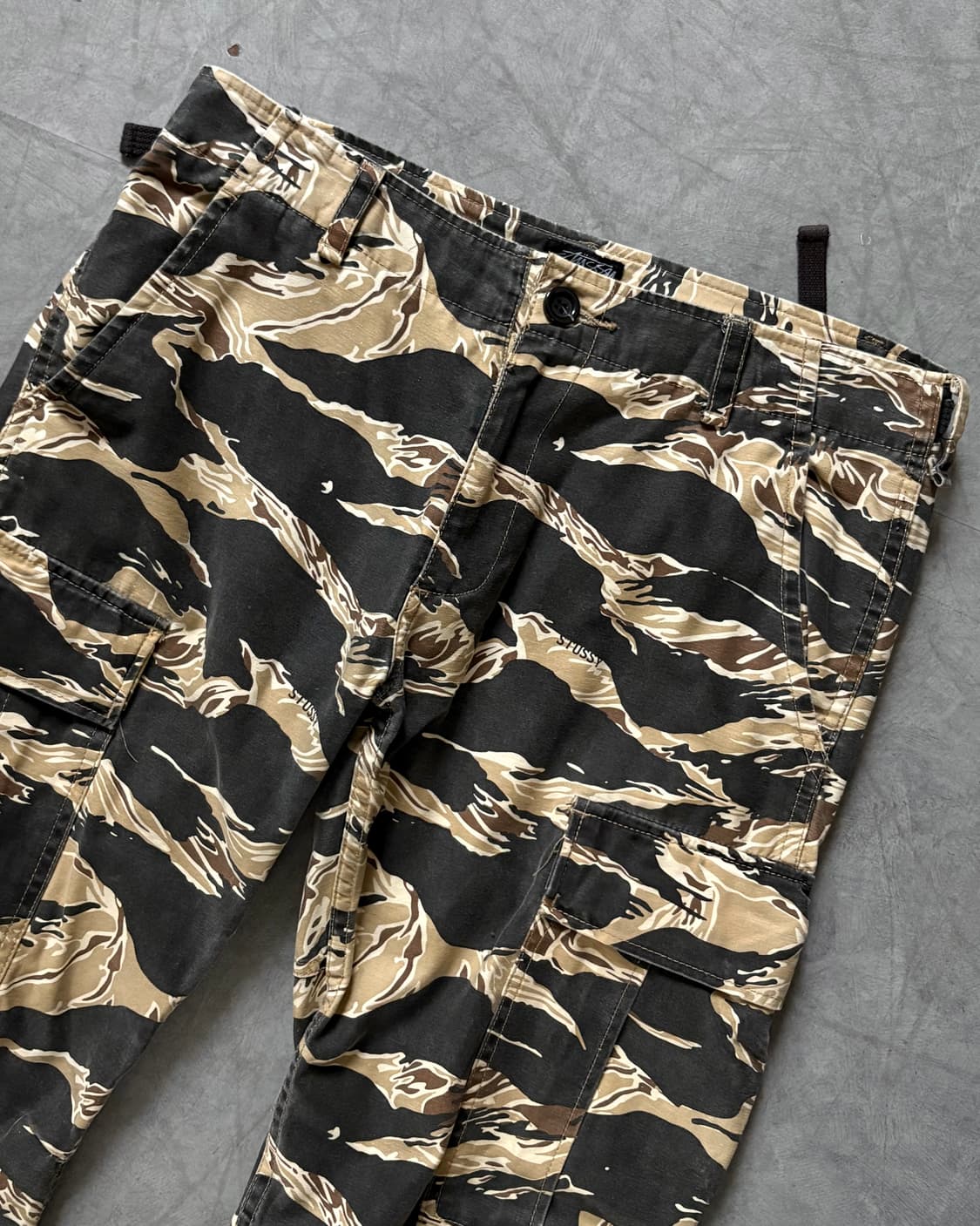 Stussy 스투시 타이거 카모 카고 팬츠 상품이미지2
