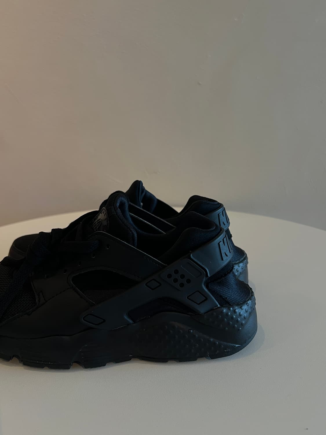 (230) 나이키 허라취 런 (GS) '트리플 블랙' (654275-01 상품이미지4