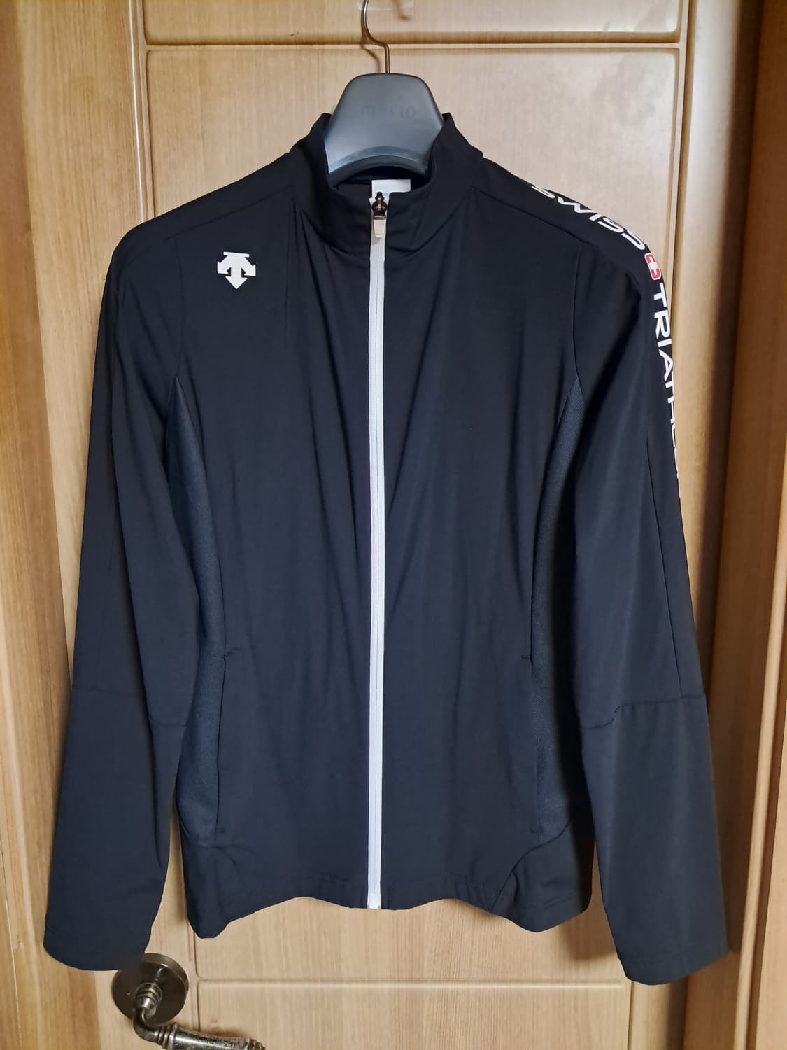 데상트 여성 런닝 집업 90 상품이미지1