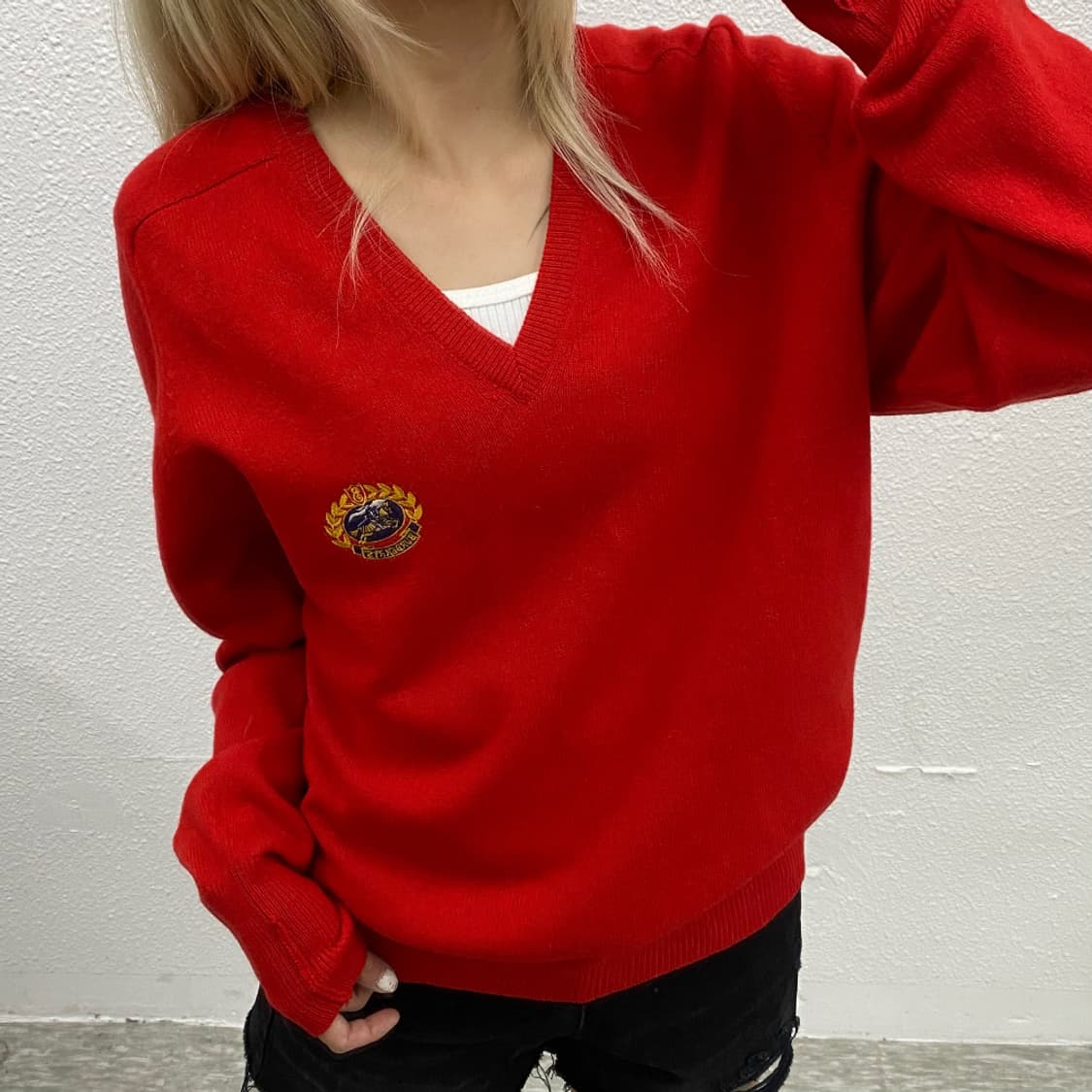 버버리 90's 월계수 레드 브이니트 상품이미지1