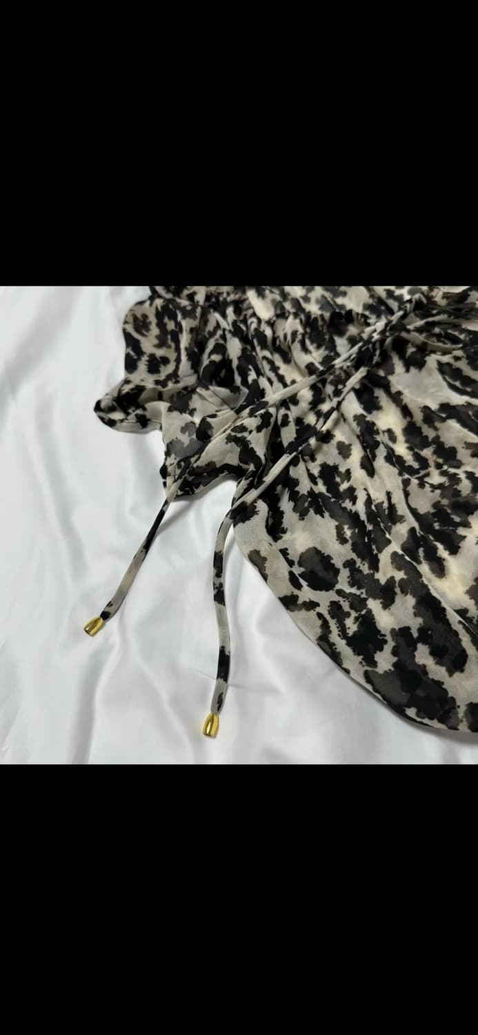 T128 캘빈클라인 레오파드 쉬폰 블라우스 (W) 상품이미지4