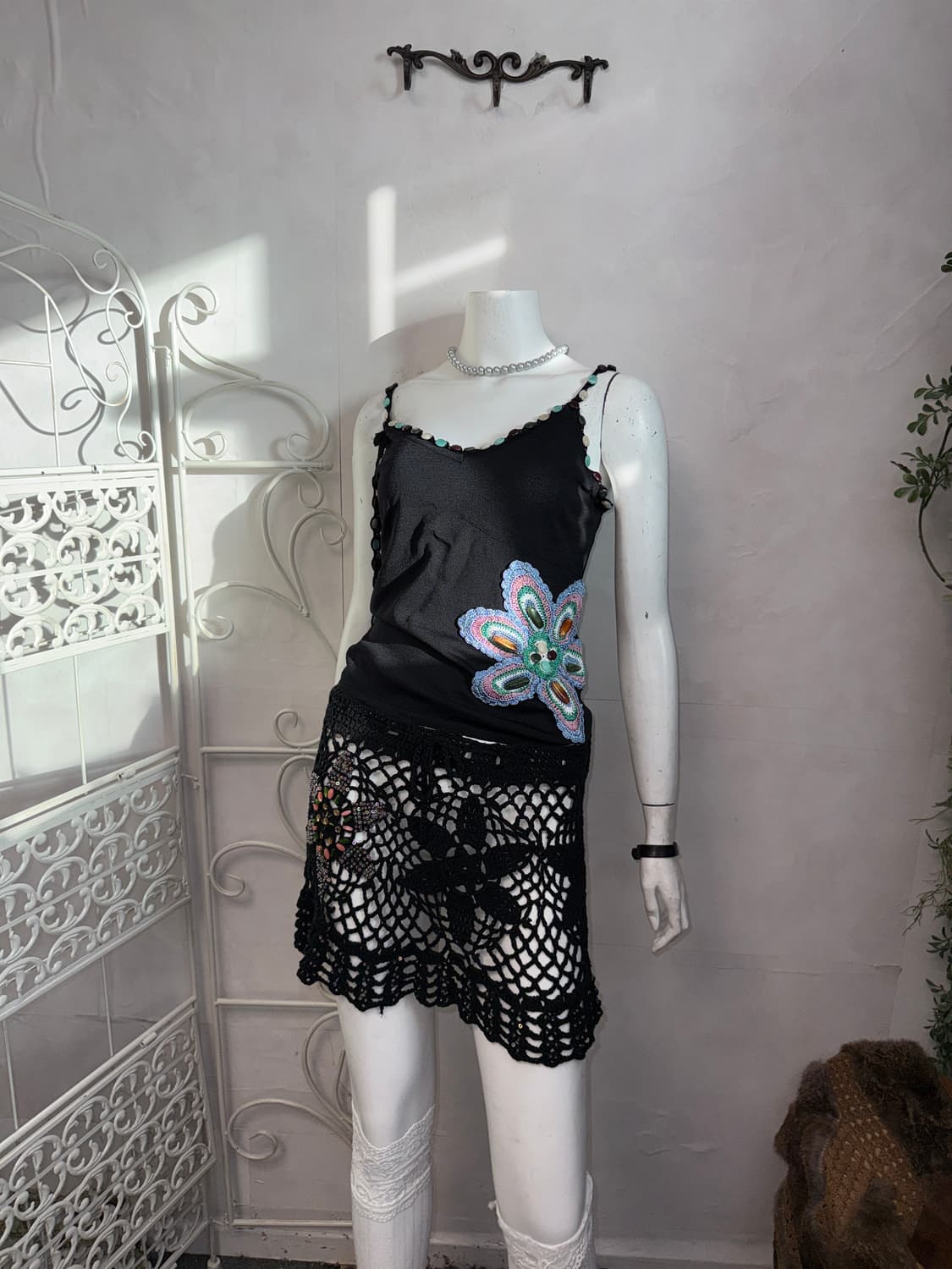 Black bohemian beads flower patch 슬리브리스 상품이미지6
