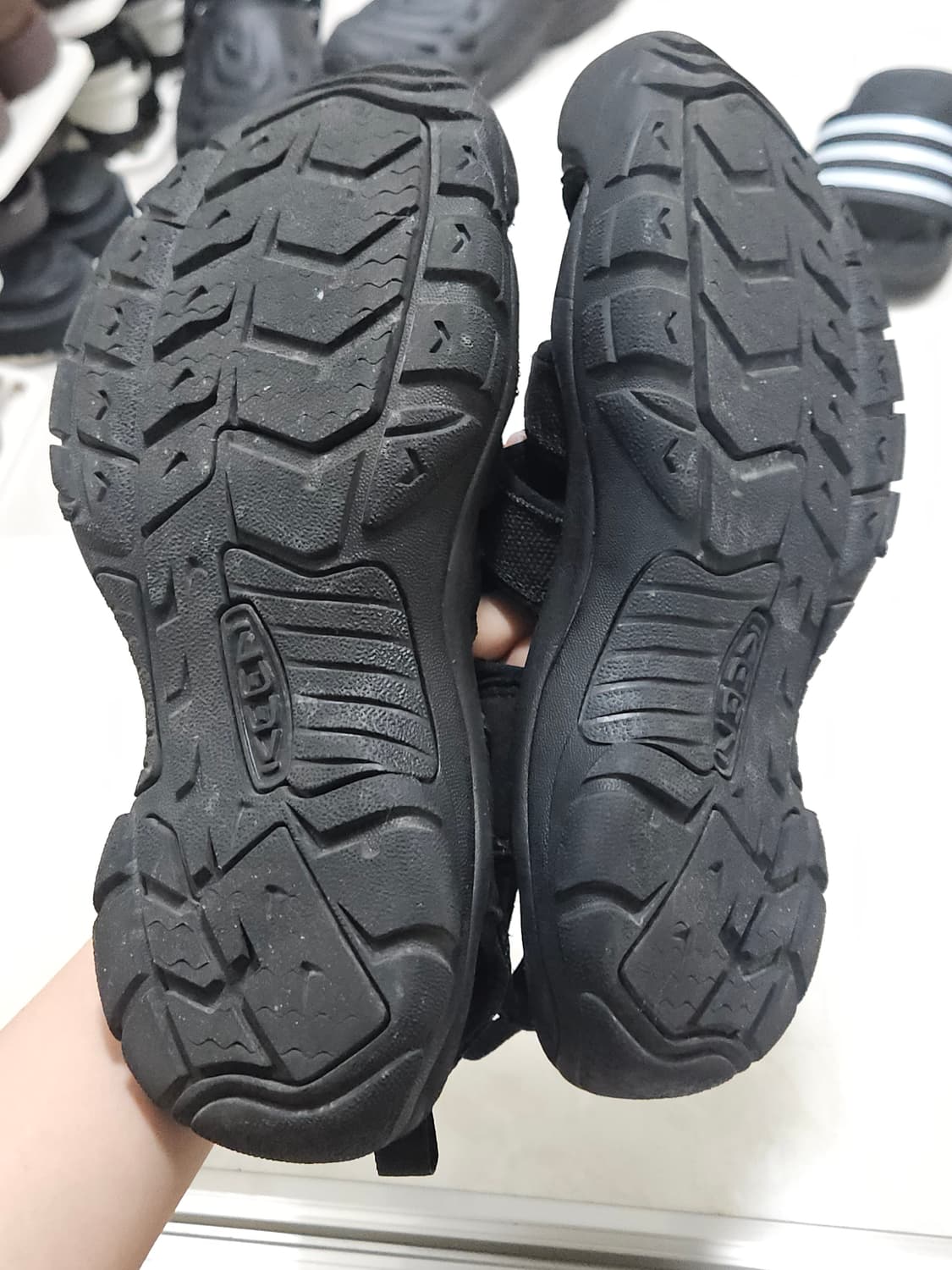 킨 뉴포트 샌들 240 블랙 상품이미지3