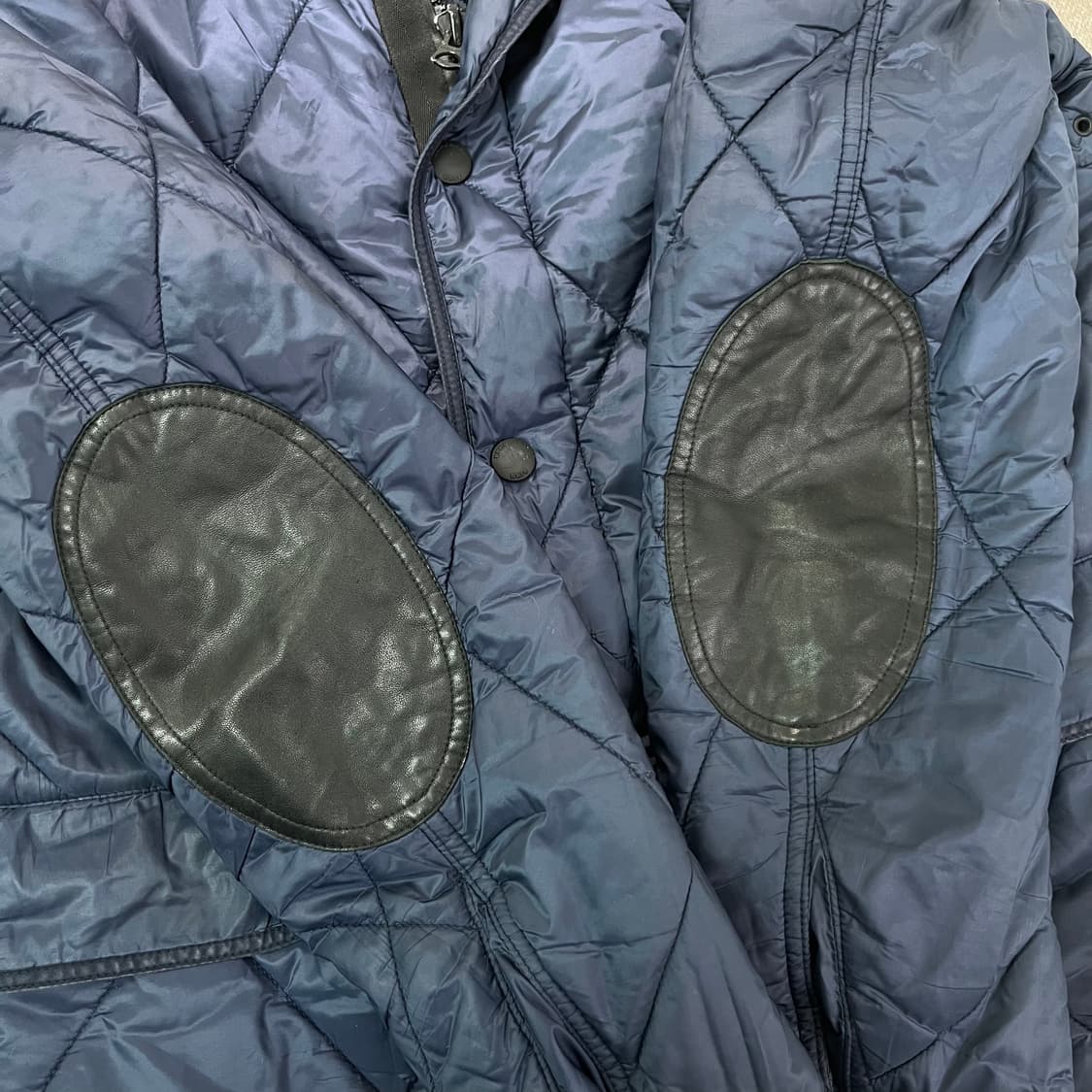 100 버버리 브릿 엘보 패치 퀄팅 자켓 상품이미지7