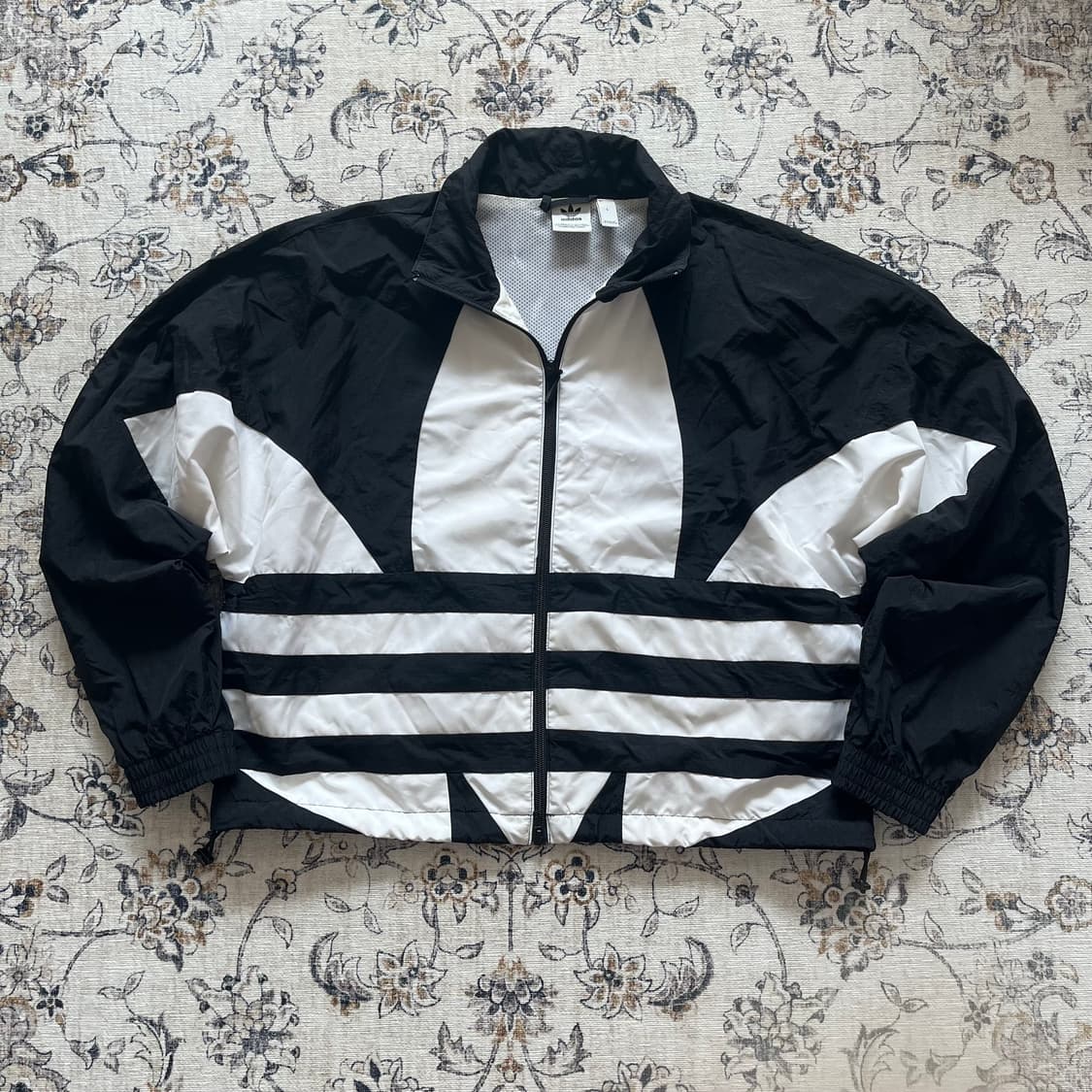 아디다스 신형 트레포일 바람막이 상품이미지2