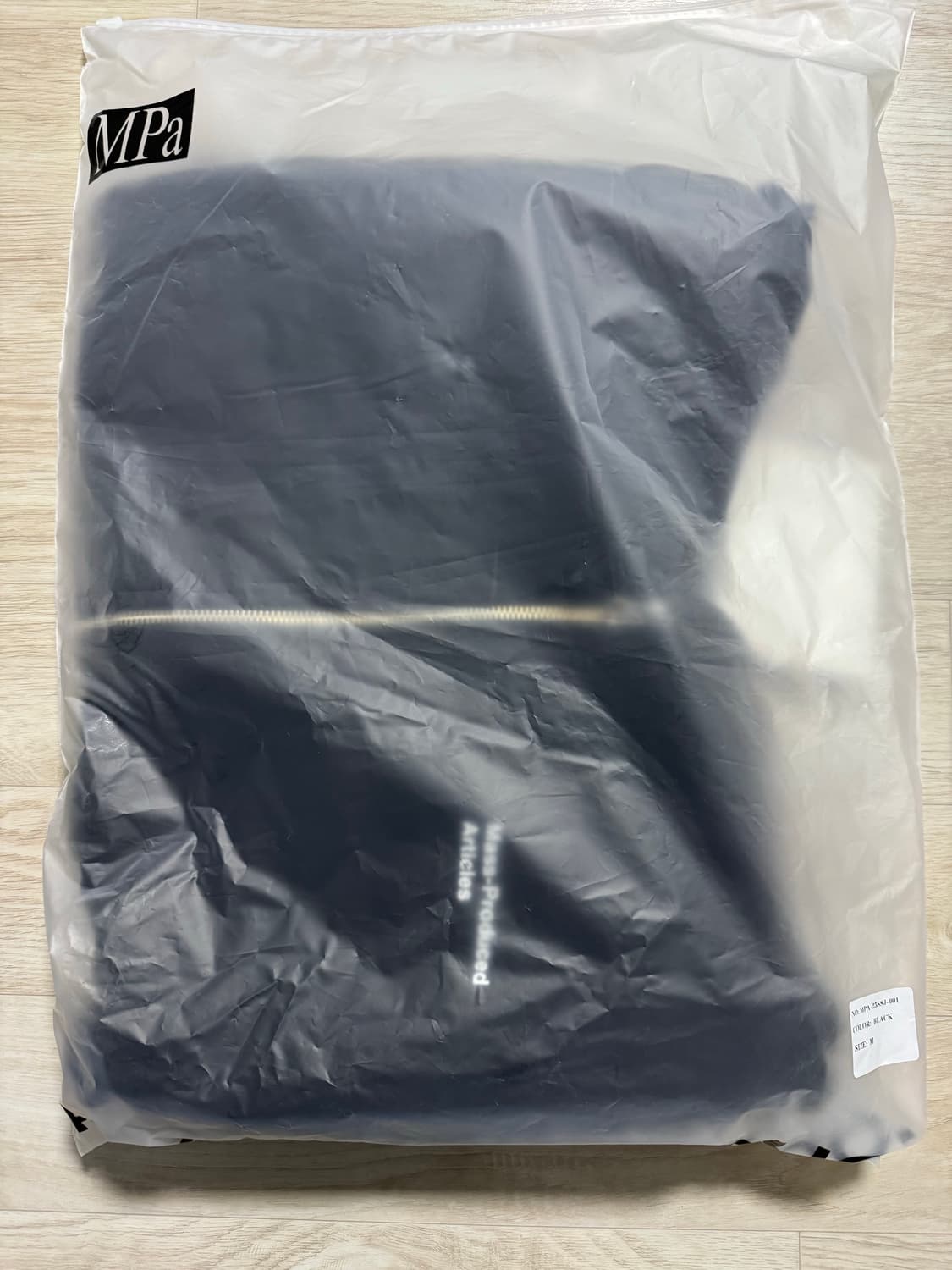 플라스틱 프로덕트 후드집업 상품이미지3