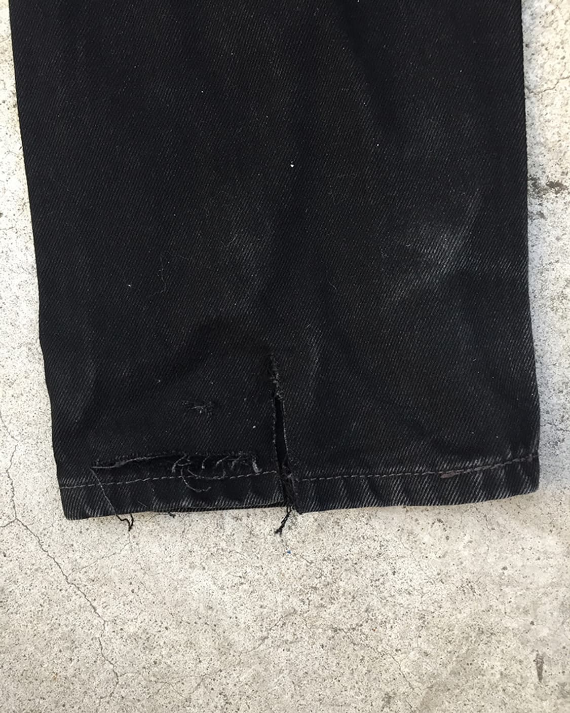 LEVI'S DSTRD BLACK DENIM 01 (1OF1) 상품이미지9