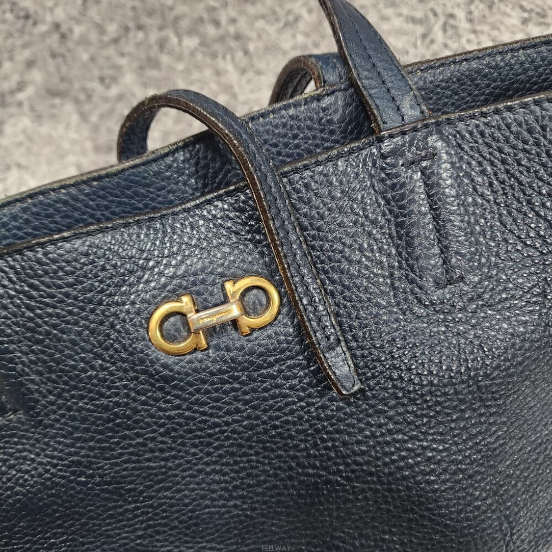 페라가모 간치니 쇼퍼백 스몰 상품이미지8