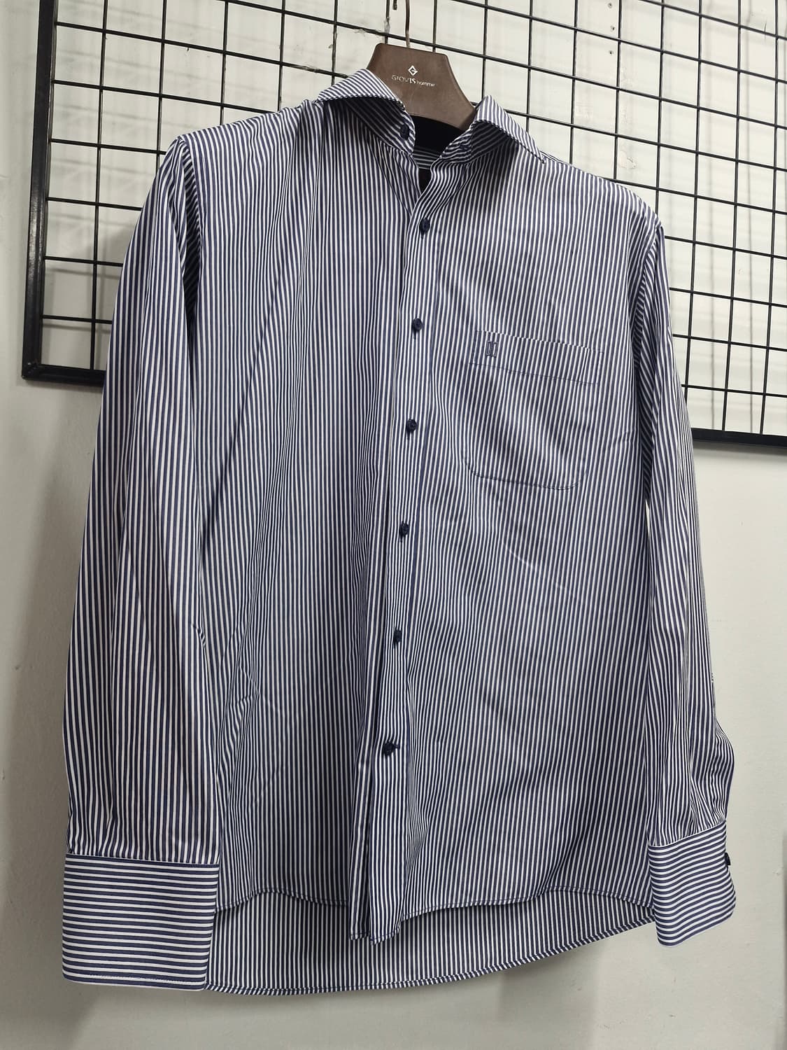 100L 닥스 스트라이프 긴팔 셔츠. 상품이미지2