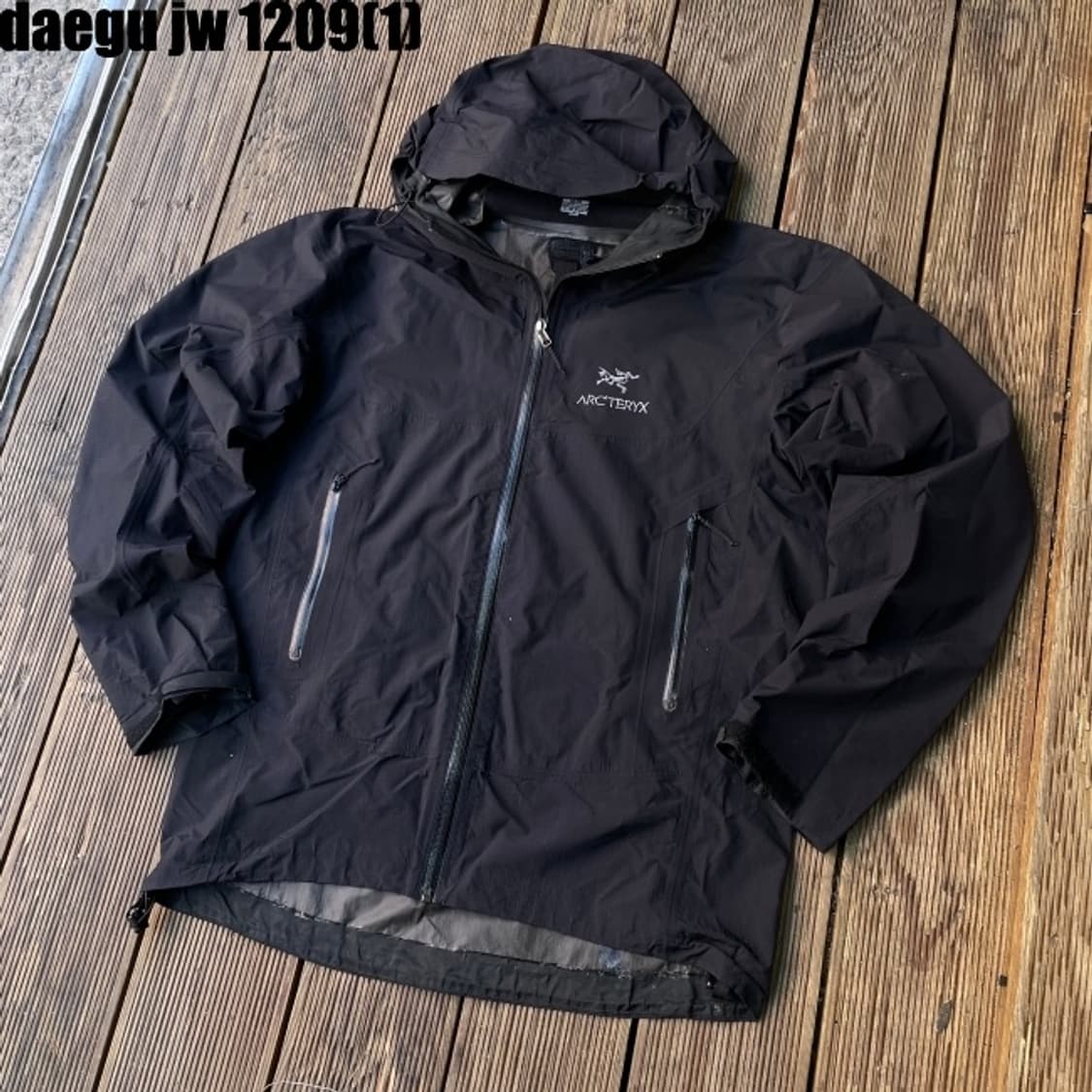 아크테릭스 바람막이  상품이미지1