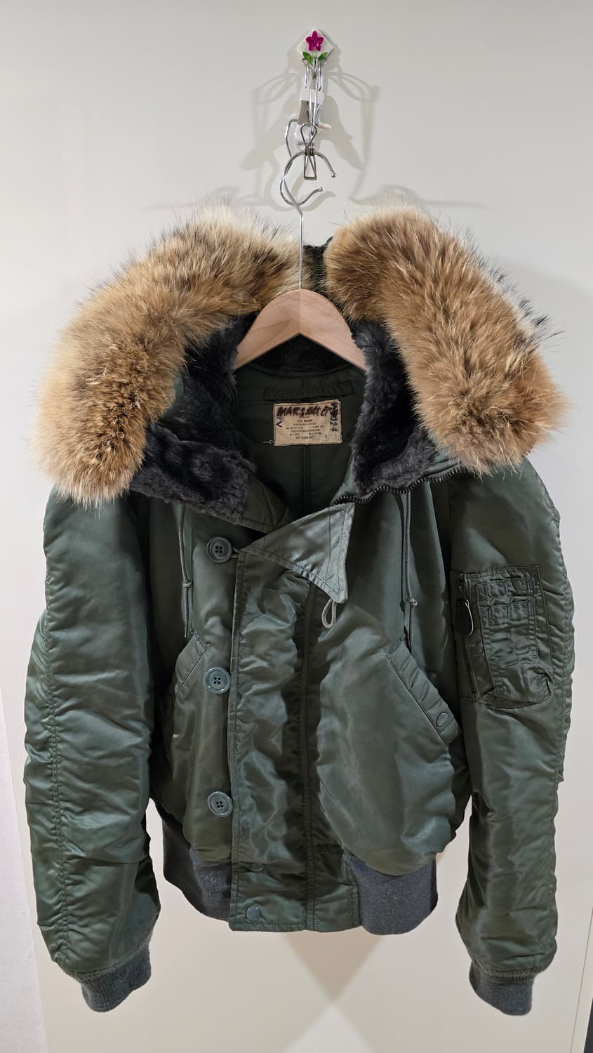 N-2B 오리지널 1972 코요테 퍼 미공군 자켓 Medium 상품이미지1