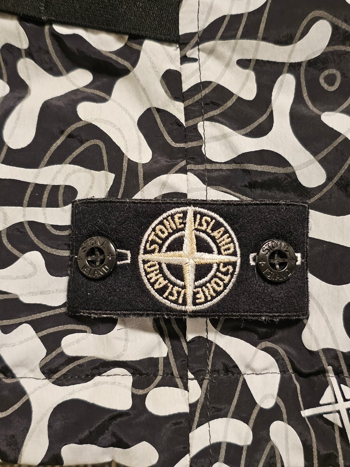 스톤아일랜드 주니어 리플렉티브 패딩 아노락 6Y 상품이미지5