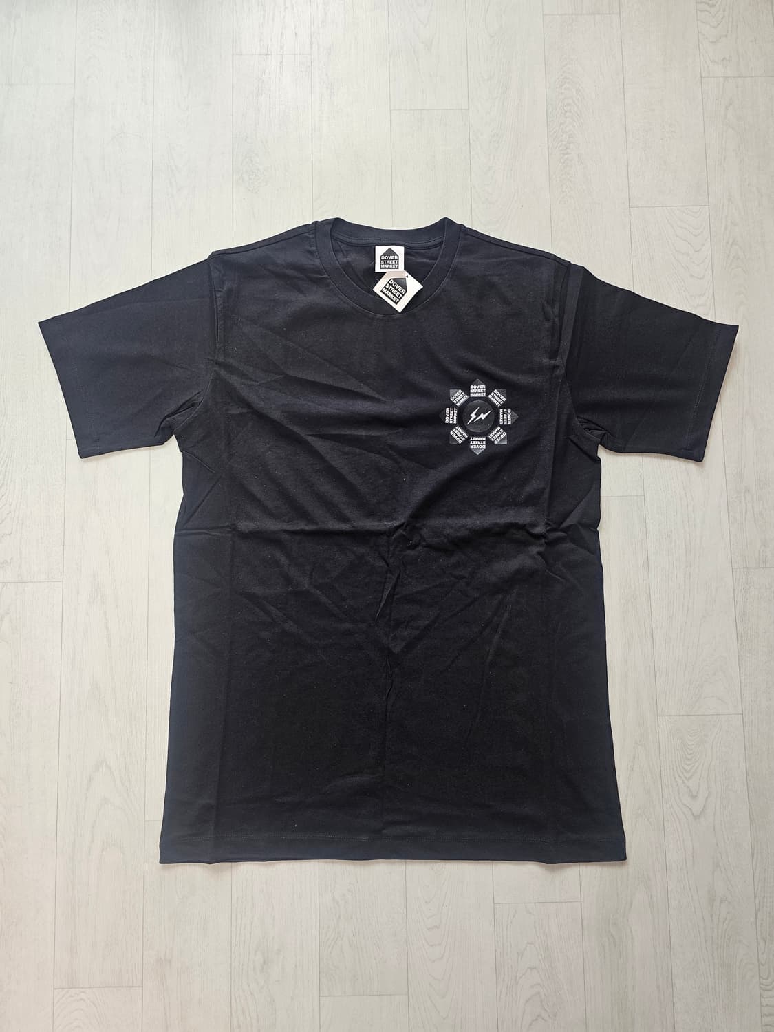 [XL] 프라그먼트 도버스트릿마켓 반팔 새제품 상품이미지2