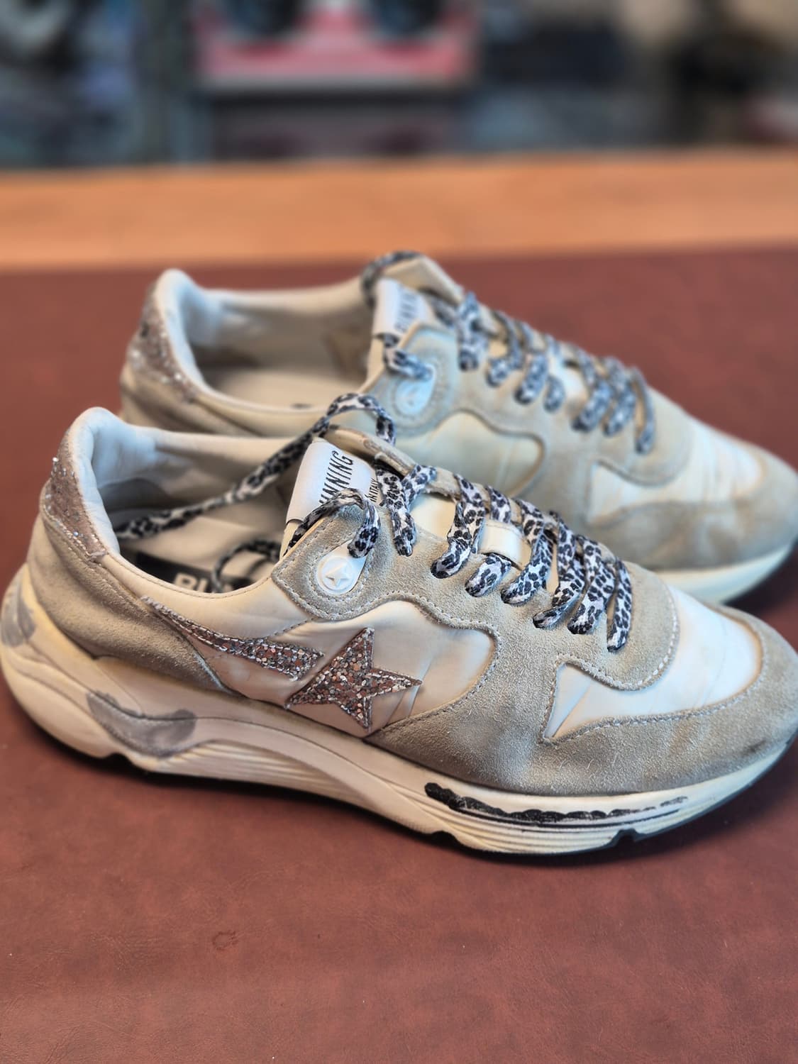 235-240(37) 정품 골든구스 러닝오버솔  상품이미지2