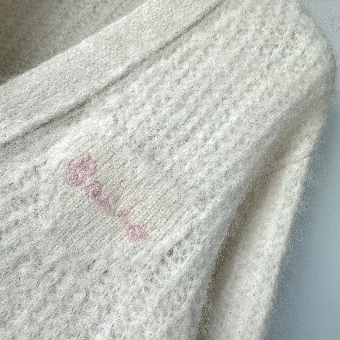 비이커 22 알파카 브이넥 니트 가디건 상품이미지3